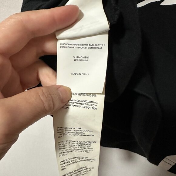 Sua Moment Claw Marks Graphic Black T-Shirt , Size XL - Picture 6 of 9